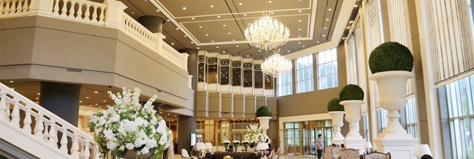 Kensington Flora Hotel