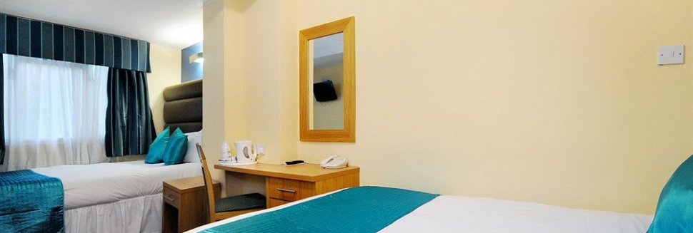 Lord Jim Hotel London booking.com